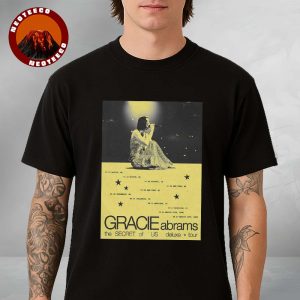 Gracie Abrams Poster At Madison Square Garden In New York NY On July 28 2025 Secret Of Us Tour Design Unisex T-Shirt