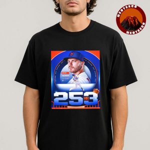 Pete Alonso New York Mets All-Time Home Run Leader 253 HR 2025 MLB Baseball Poster Victory Celebration Artwork Unisex T-Shirt