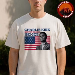 Charlie Kirk Rest In Peace 1993–2025 Memorial American Flag Tribute Unisex T-Shirt